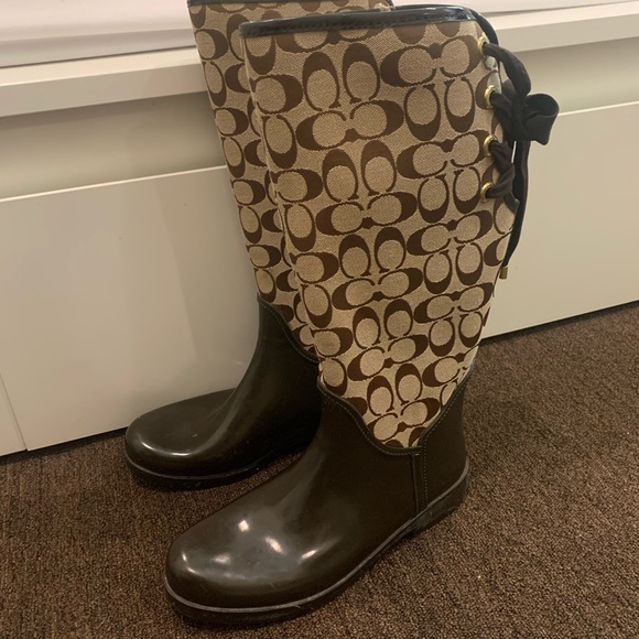 Coach rain boots size 10 - Picture 2 of 3